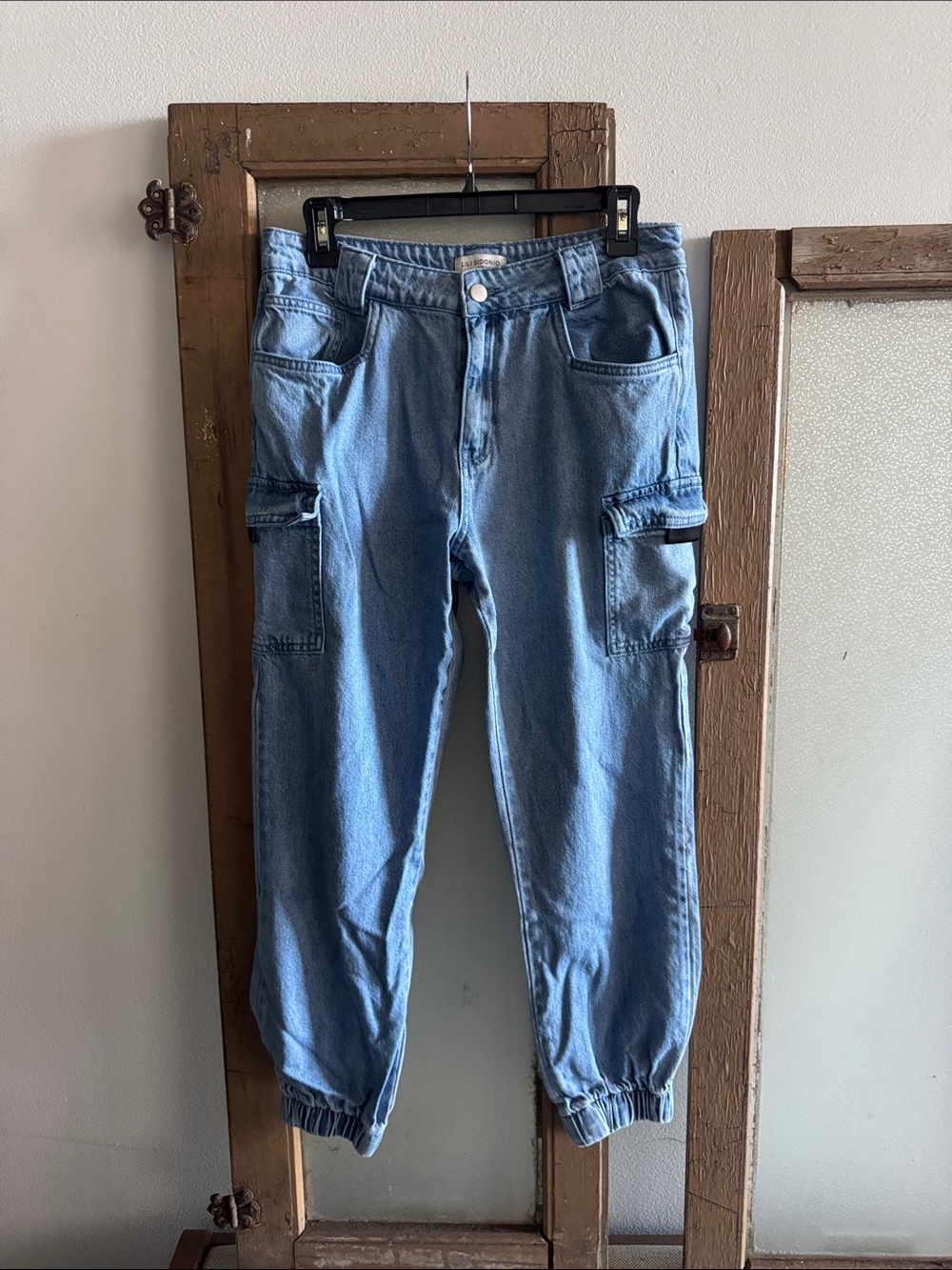 Light Blue Cargo Jogger Pants - Women